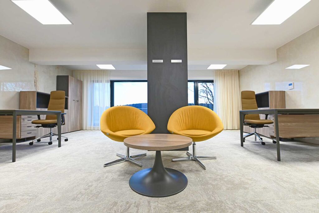 Prostor za zaposlenega v pisarni